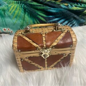 Vintage Tan & Brown Wicker Picnic-Style Handbag